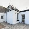 accessible back garden, paved<br/><a href="gallery/rebecca-cottage/25/add/#comments">Add comment</a>