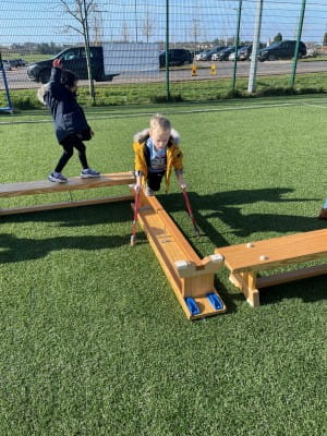 child takes part in sponsored activity across beams for sbh scotland